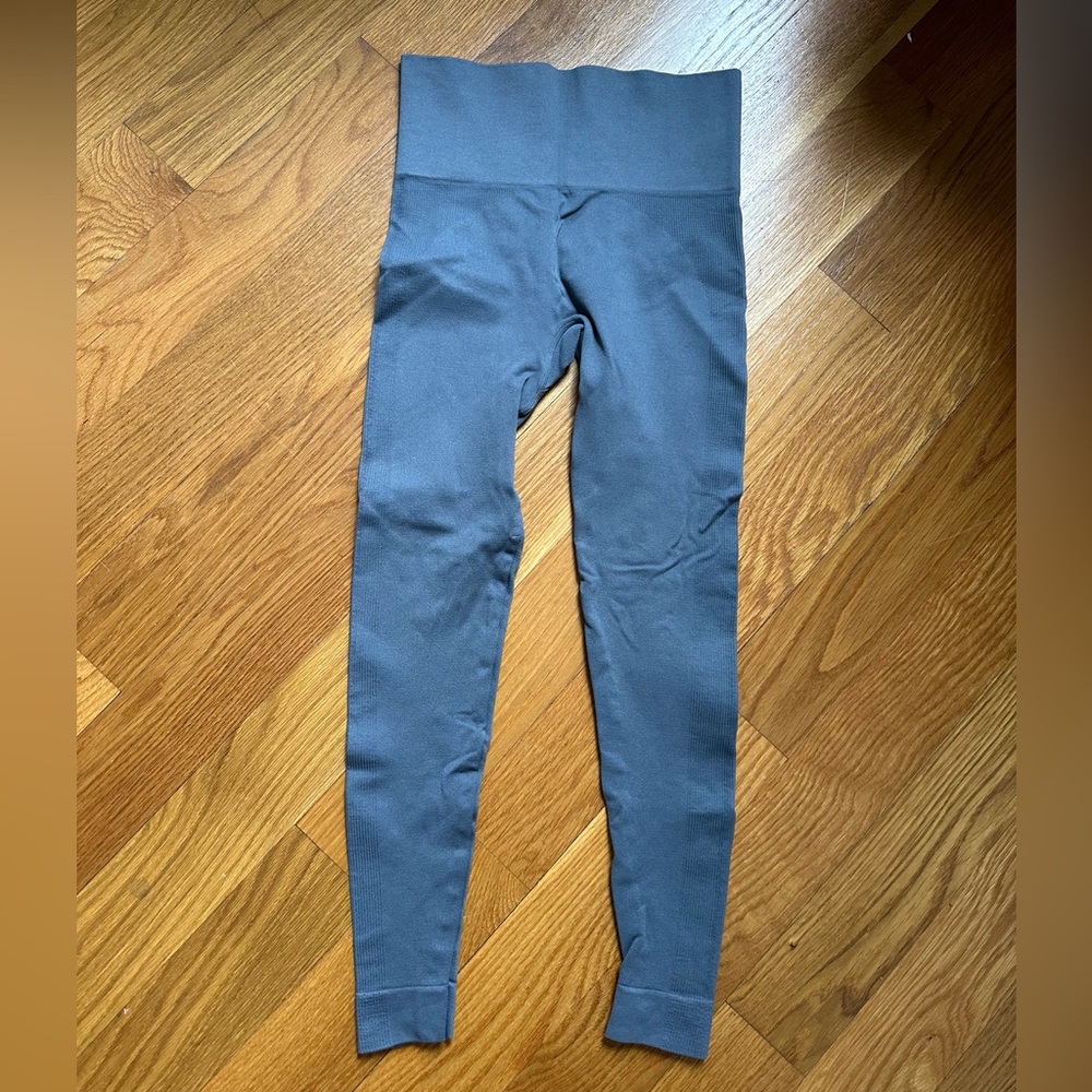 Set Active Gray Leggings